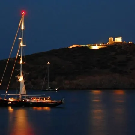 Σπίτι διακοπών Kato Posidonia Sounio. The House With Lemon Trees Λαύριο